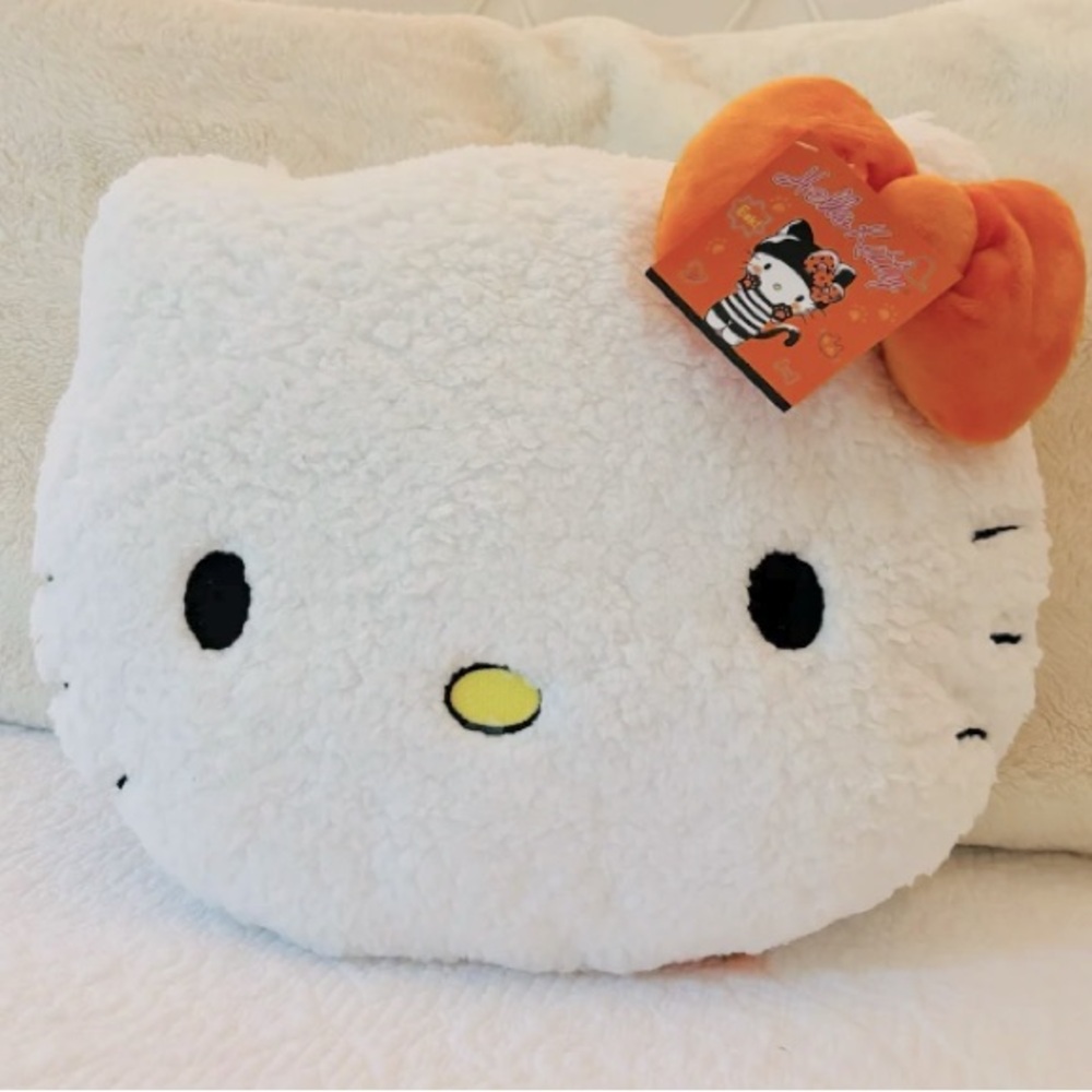 Hello Kitty Sanrio Pumpkin Halloween Sherpa Plush Pillow Face Orange Bow 🎃🎀